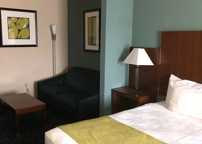 Hotel Countryview &