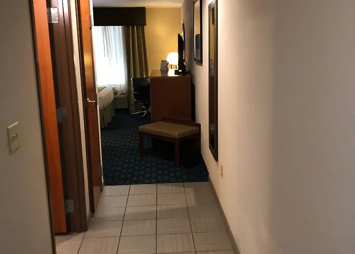 Countryview & Hotel